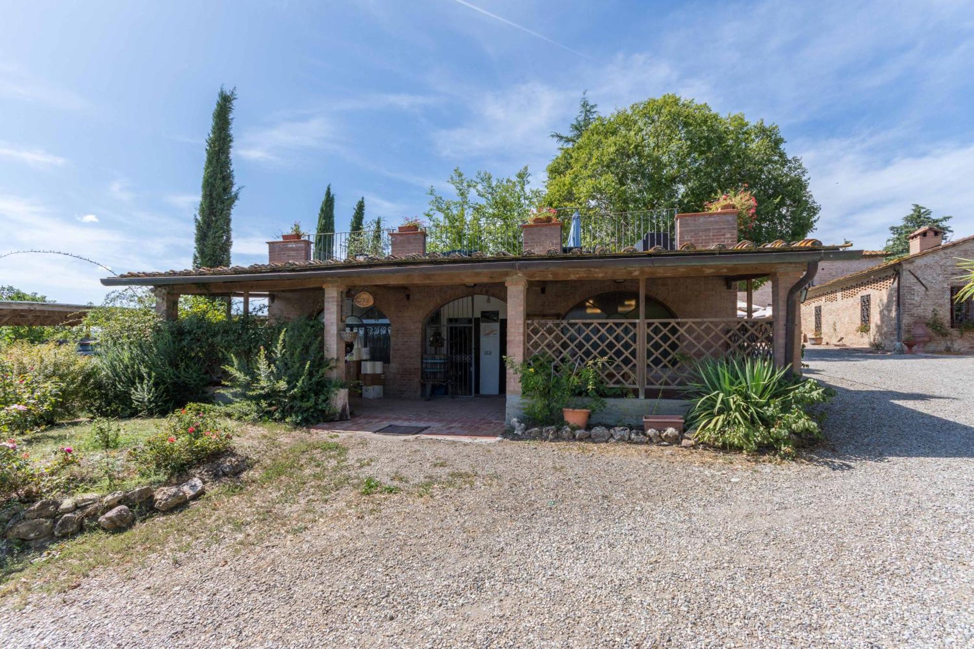 Il Canto Del Sole Monteroni dʼArbia Buitenkant foto