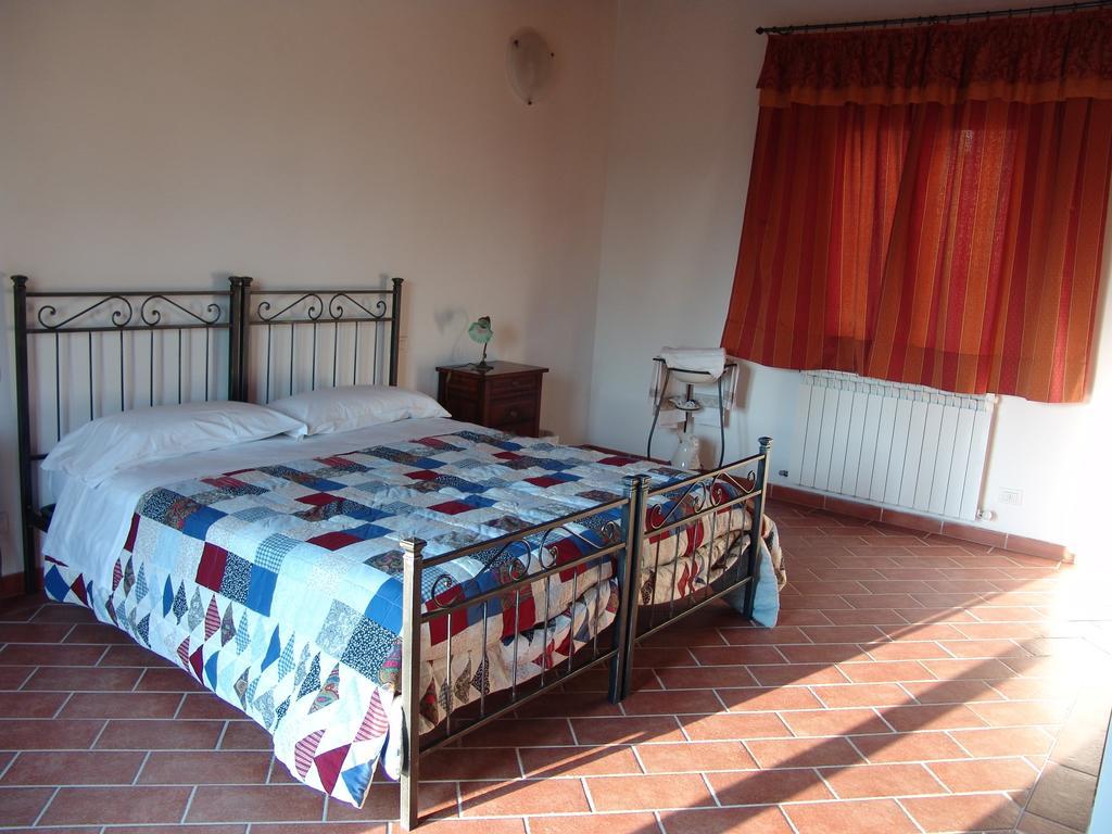 Il Canto Del Sole Monteroni dʼArbia Kamer foto
